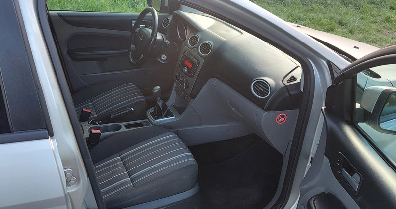 Ford Focus cena 11900 przebieg: 337000, rok produkcji 2009 z Wrocław małe 92